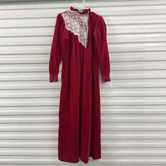 Vtg Donna Richard Gilligan Omalley Nightgown Women Pettite Lace Pockets USA - Picture 1 of 13